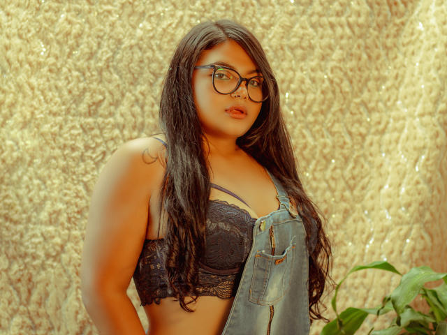 MollyJenkins - Live sex cam - 8875360