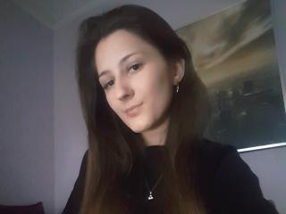 RenessmeSky - Live sex cam - 8877392