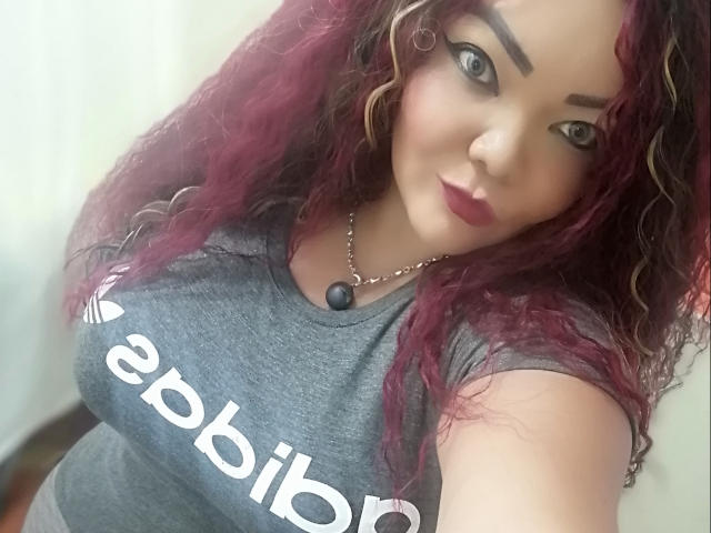 MichelleSmerald - Sexe cam en vivo - 8887596