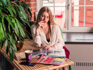 KiraSimple - Live porn &amp; sex cam - 8889436