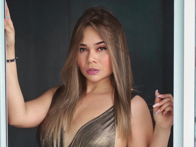 DakotaFire - сексуальная веб-камера в реальном времени - 8890332