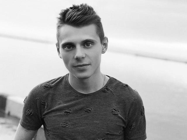 RenatQLux - Live porn &amp; sex cam - 8898096