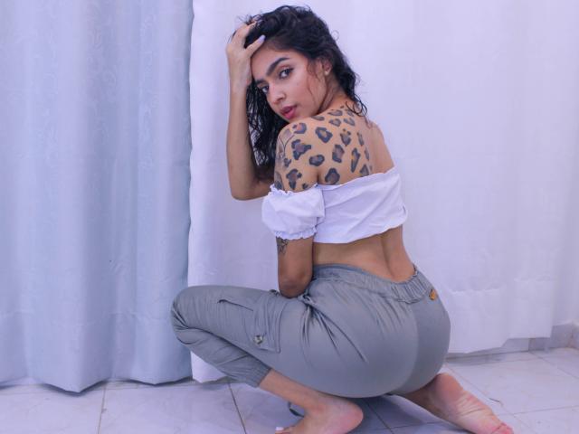AriaMillerr - Sexe cam en vivo - 8923220