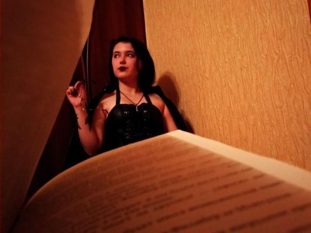 EllaQRed - сексуальная веб-камера в реальном времени - 8924408