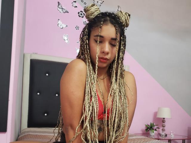 TheBigAssHot - Live sex cam - 8934512