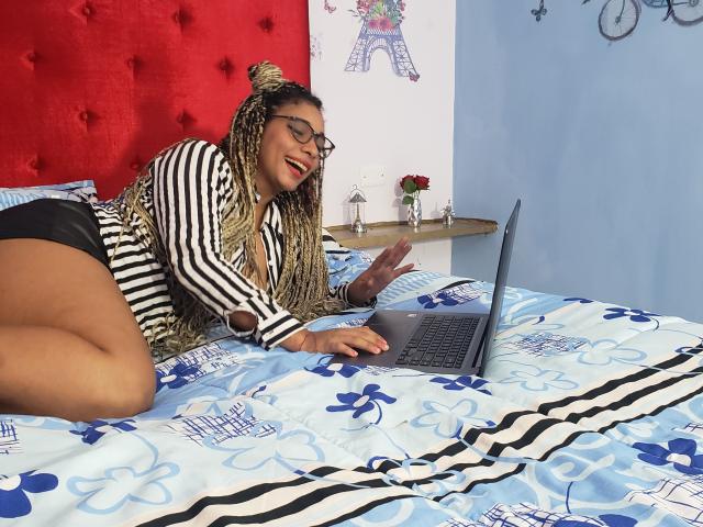 TheBigAssHot - Live sex cam - 8934604