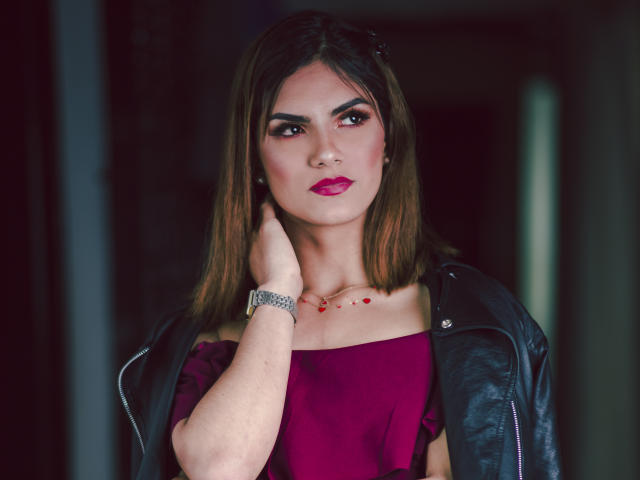 AntonellaBroown - Sexe cam en vivo - 8937232