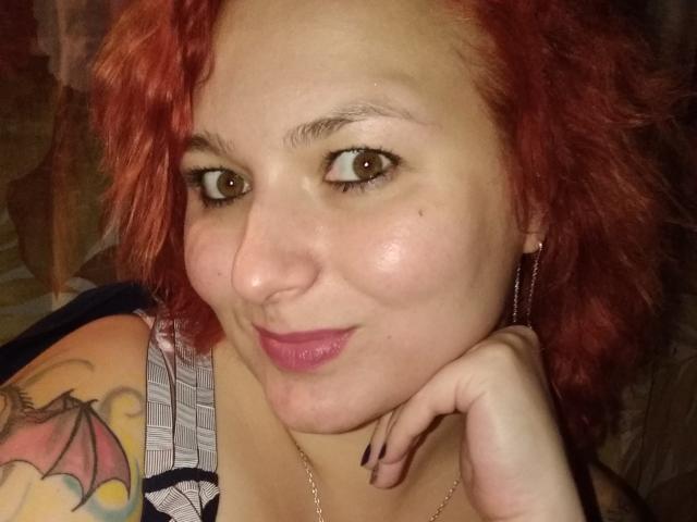 JuliaLane - Live porn &amp; sex cam - 8937744