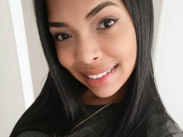 VickyGreys - Live porn &amp; sex cam - 8940408