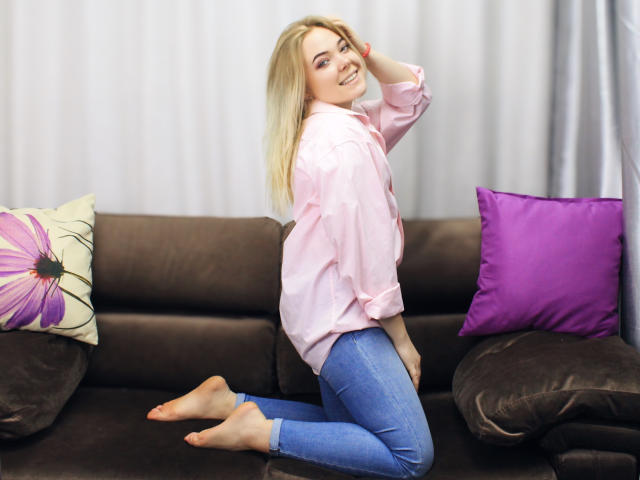 JuliaJonesX - Camera khiêu dâm &amp; quyến rũ trực tiếp - 8951732