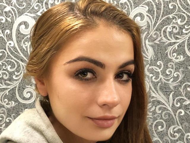 HotQueenAmelia - сексуальная веб-камера в реальном времени - 8957212