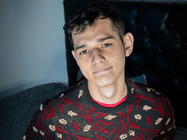 BlizzardAdnCloudd - Sexe cam en vivo - 8965912