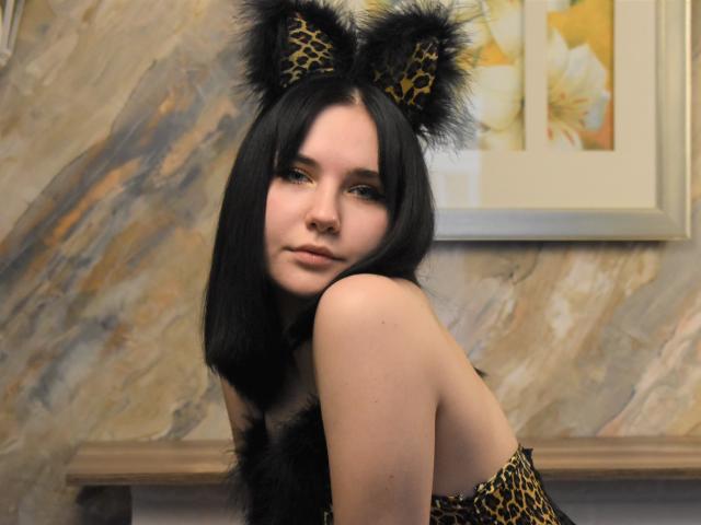 KimWood - Live sex cam - 8985592