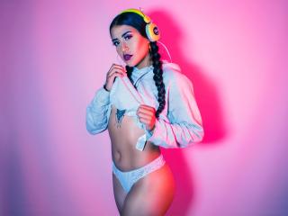 EvelynnJhonson - Live porn &amp; sex cam - 8996544