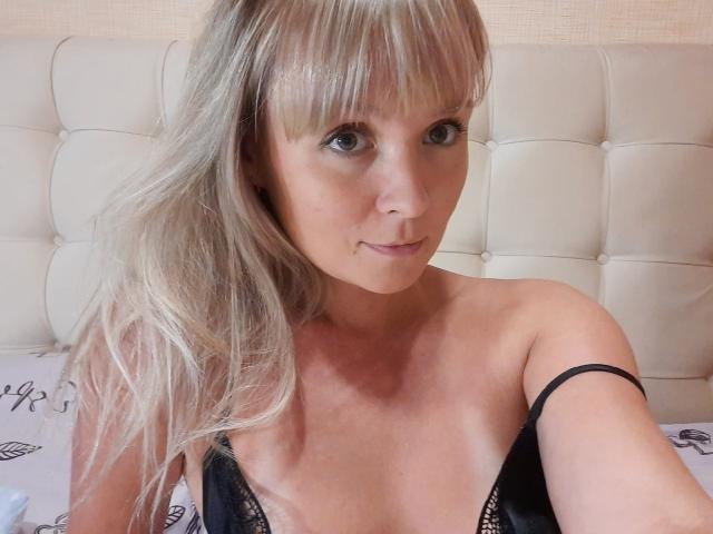 MiaSelena - Sexe cam en vivo - 8997188