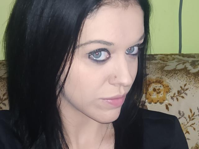 SelenaDolly - Sexe cam en vivo - 9008844