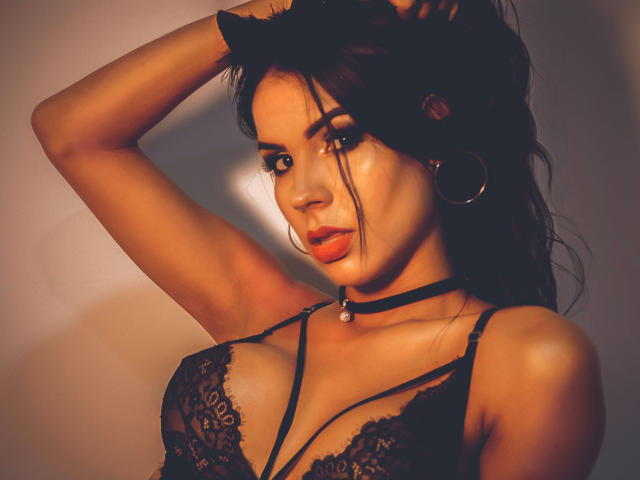 DaniellaRivera - Live sexe cam - 9010444