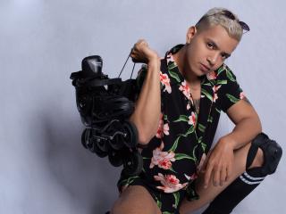 IsaacBlade - сексуальная веб-камера в реальном времени - 9036320