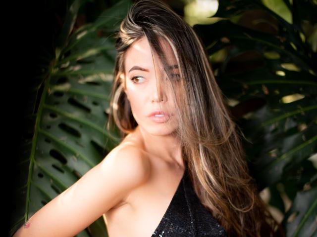 SilvanaLux - Sexe cam en vivo - 9037800