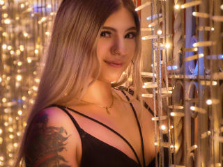 ValerieMartens - Live porn &amp; sex cam - 9043500