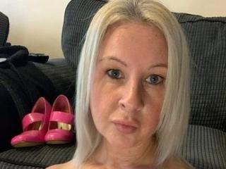 MissyBlowX - Live porn &amp; sex cam - 9052384