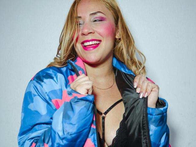 BarbaraSilver - Live porn &amp; sex cam - 9058212