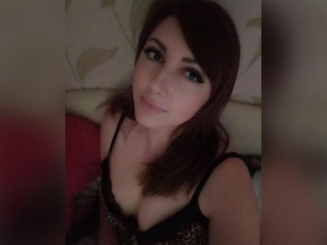 PamelaLaVida - Live sexe cam - 9073520