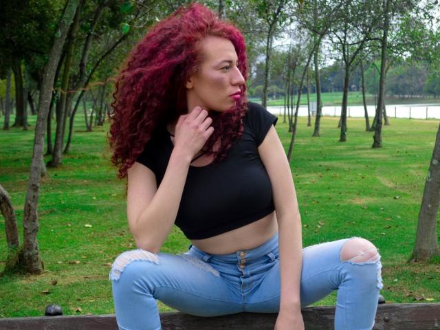 AmyRedminson - Live sex cam - 9078524