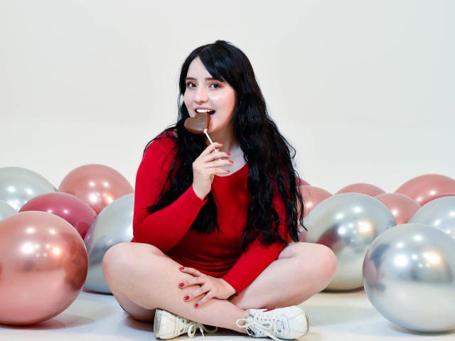 EmelyRose - Live sex cam - 9083992