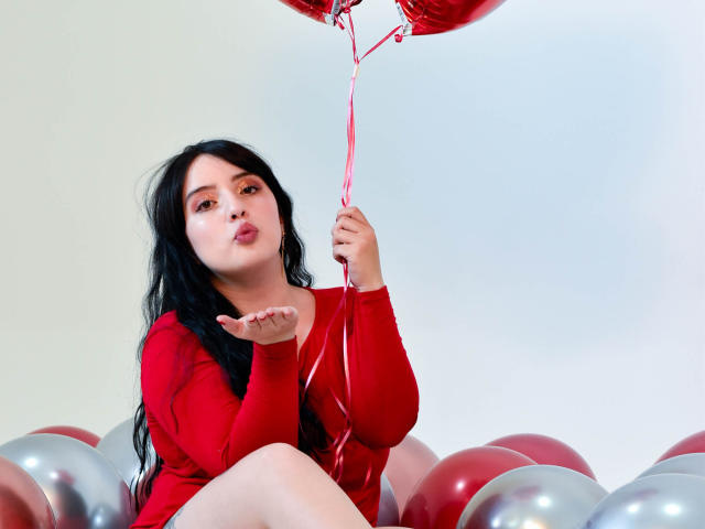 EmelyRose - Live sex cam - 9084132