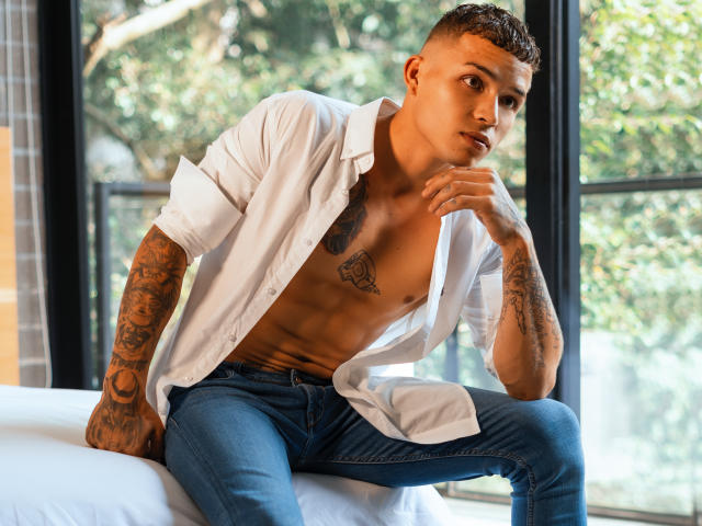 RyannGray - Sexe cam en vivo - 9089220