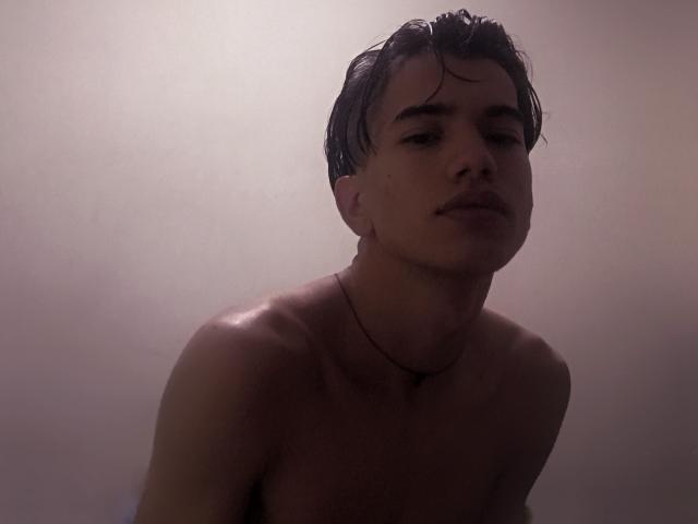 CrisHotLove - сексуальная веб-камера в реальном времени - 9099980