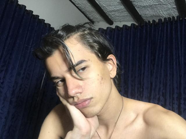 CrisHotLove - сексуальная веб-камера в реальном времени - 9100008