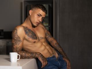 RyannGray - Sexe cam en vivo - 9112080