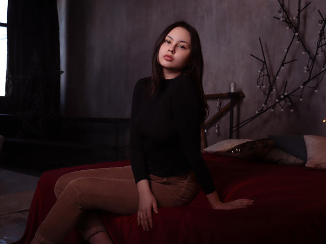 AmeliaAsian - Sexe cam en vivo - 9120252