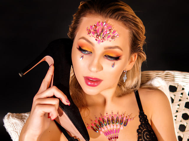 AviLove - Sexe cam en vivo - 9124548