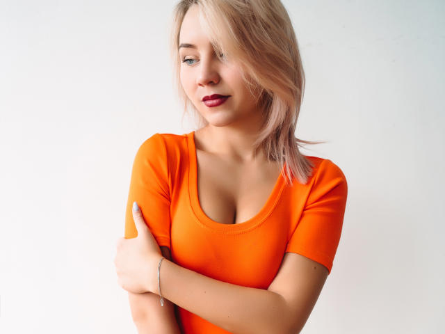 AviLove - Live sex cam - 9124988