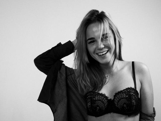 JuliaJuul - Live porn &amp; sex cam - 9125288