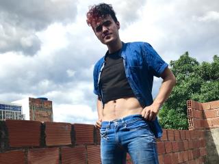 AlexKinter - Live porn &amp; sex cam - 9134664