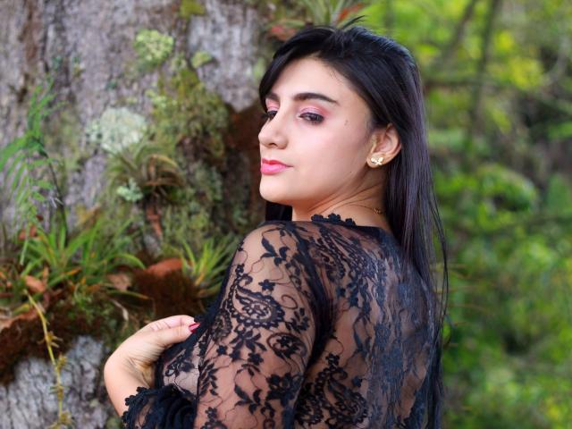 JuliaRobinson - Live porn &amp; sex cam - 9144180