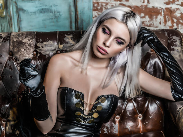 GoddessKaterina - Live porn &amp; sex cam - 9164728