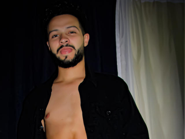 SexyMaroon - Live porn &amp; sex cam - 9168960