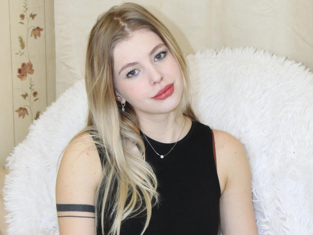 BettyByrd - Live sex cam - 9180224