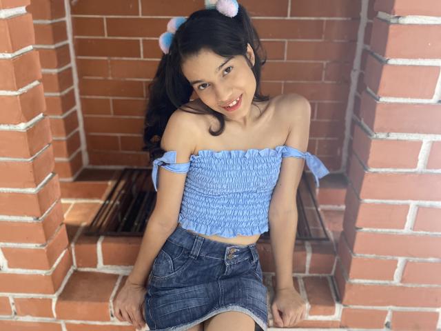 SophieElleX - Live sexe cam - 9181736