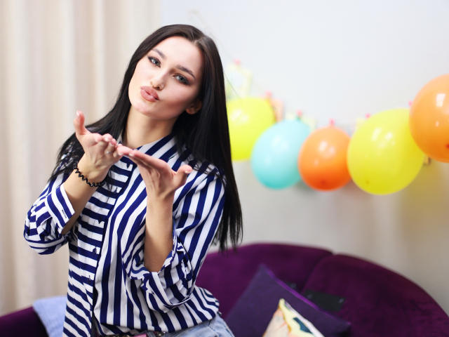 MadisonDavisW - сексуальная веб-камера в реальном времени - 9189484