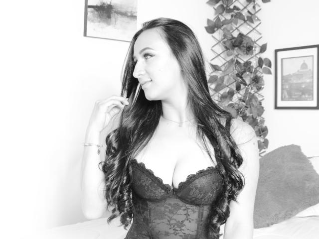 SophieVittoria - Sexe cam en vivo - 9189636