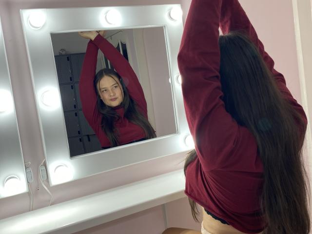 AllisonCoperr - Sexe cam en vivo - 9191652