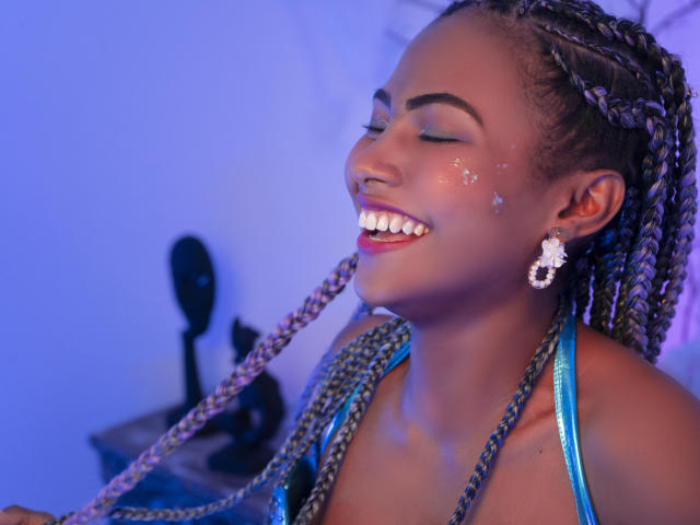 SusieBonet - Élő pornó és szexkamera - 9199180