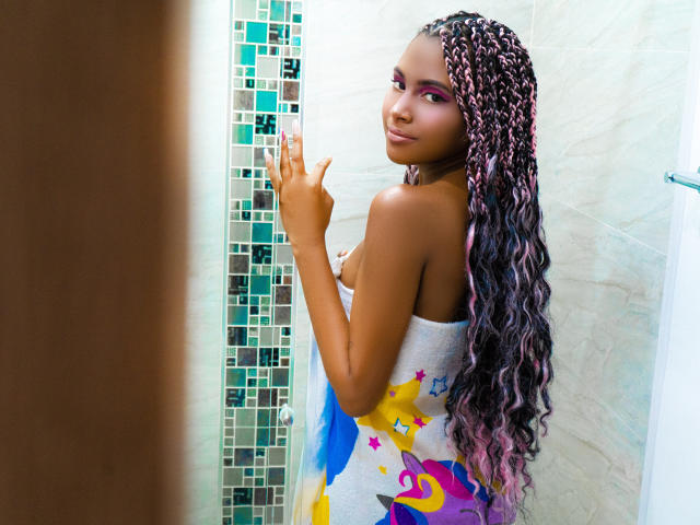 SusieBonet - Élő pornó és szexkamera - 9199448