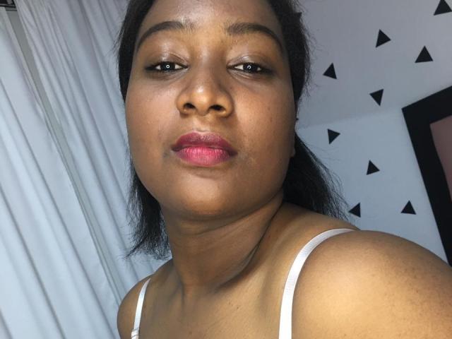 Amye69 - Live sexe cam - 9202636